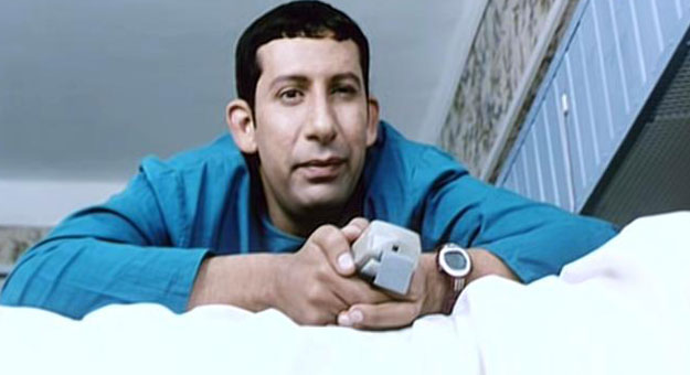 غبي منه وفيه