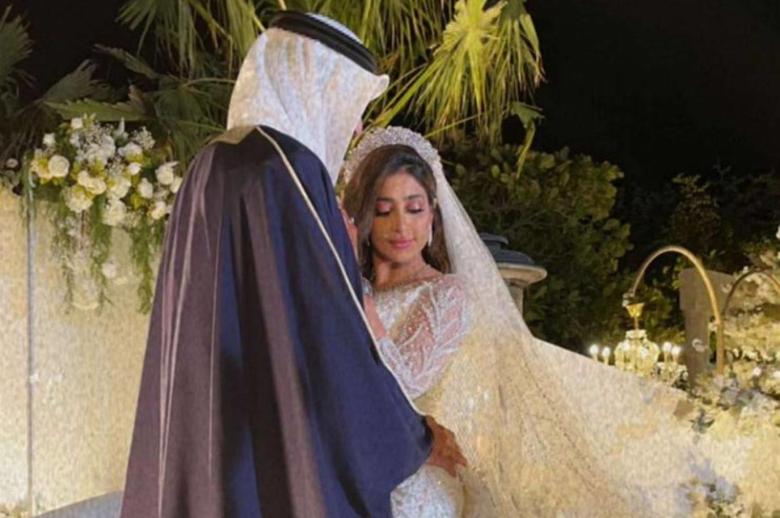 أبرار سبت وزوجها محمد - صورة من السشويال ميديا