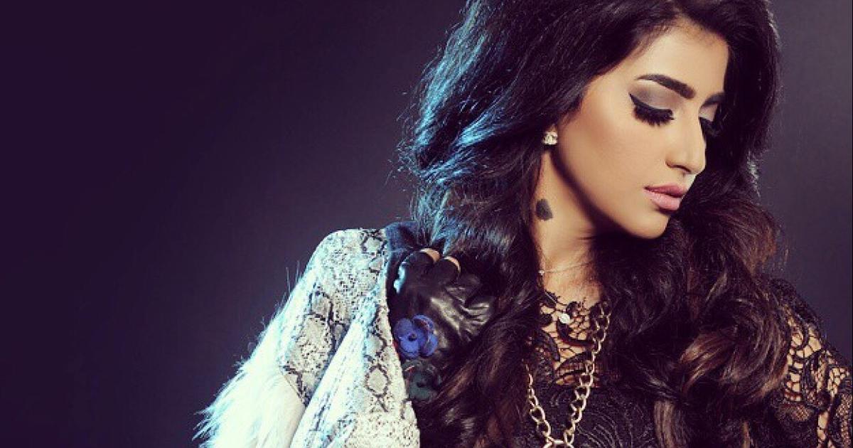 فلاش باك أزياء بثينة الرئيسي Et بالعربي