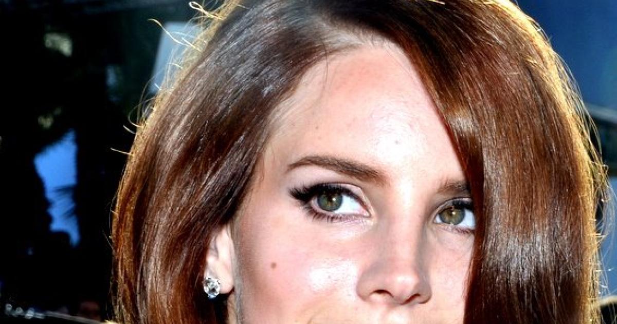 لانا ديل ري تعلن انفصالها عن الرجل الشرطي Et بالعربي