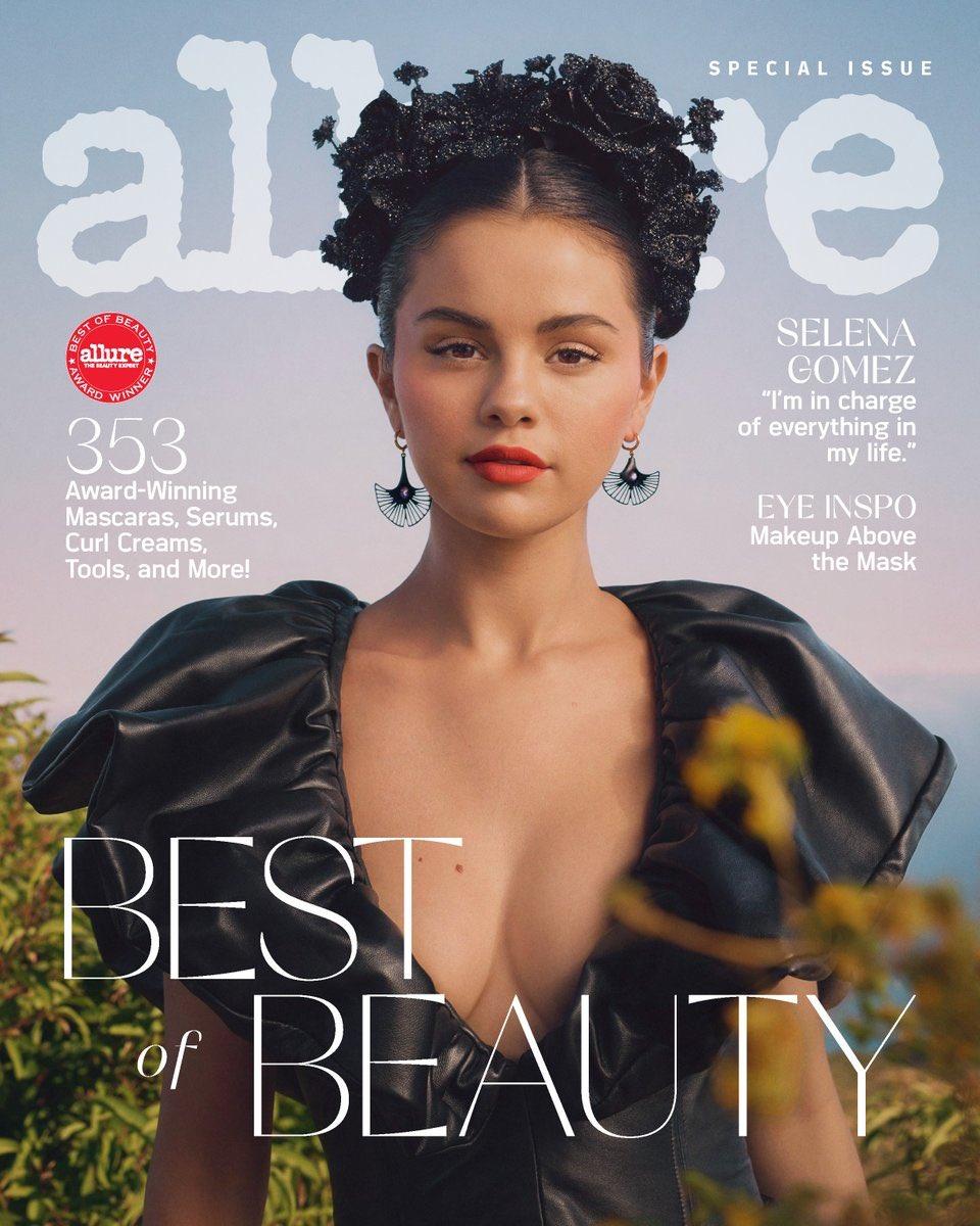 سيلينا غوميز تبدو رائعة الجمال على غلاف شهر أكتوبر من "ألور" 