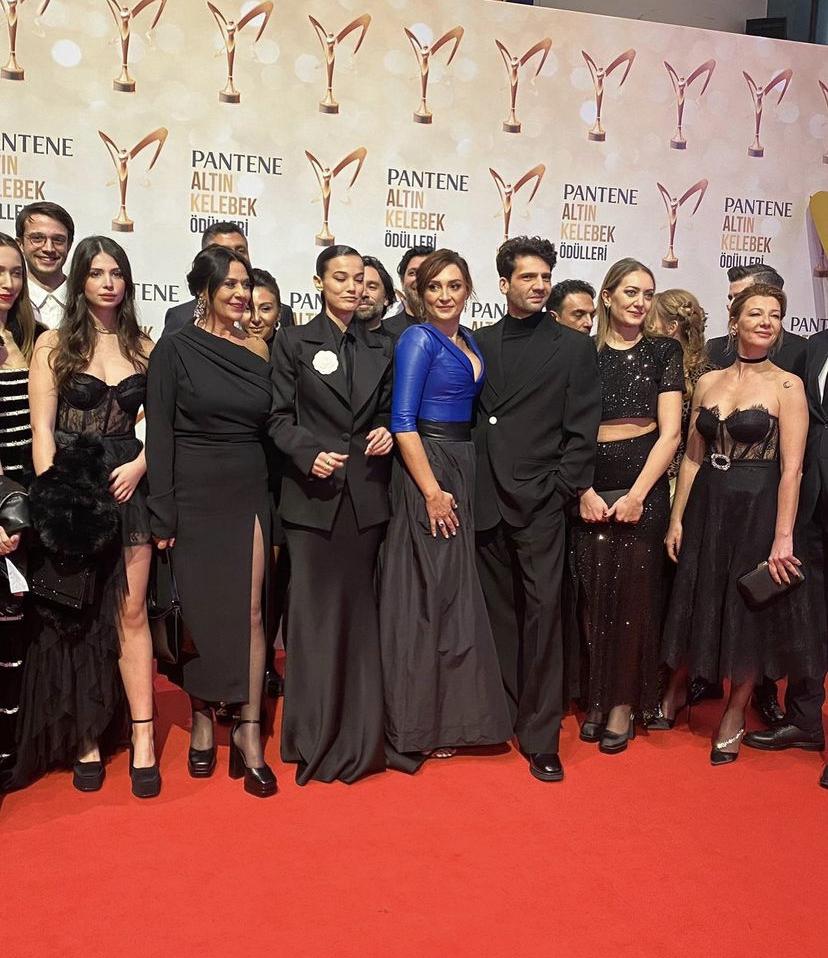 نجوم تركيا في جوائز بانتين الفراشة الذهبية Pantene Altın Kelebek 2022