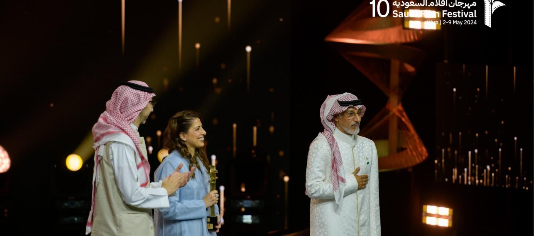 عبدالمحسن النمر - صورة من إكس خلال تكريمه في مهرجان افلام السعودية